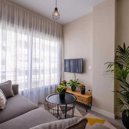 Minty Stay - Trinidad Apartments Malaga Exterior photo