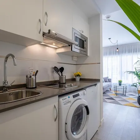 Minty Stay - Trinidad Apartments Malaga Exterior photo