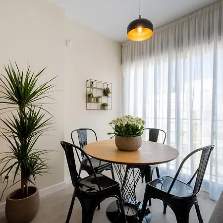 Minty Stay - Trinidad Apartments Malaga Exterior photo