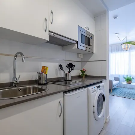 Minty Stay - Trinidad Apartments Malaga Room photo