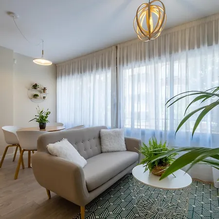 Minty Stay - Trinidad Apartments Malaga Room photo